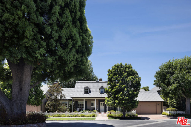 10030 Toluca Lake Avenue - Photo 1
