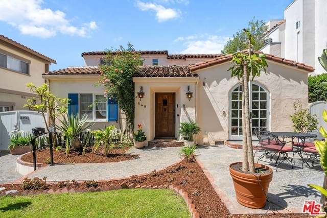 848 17th Street - Photo 1
