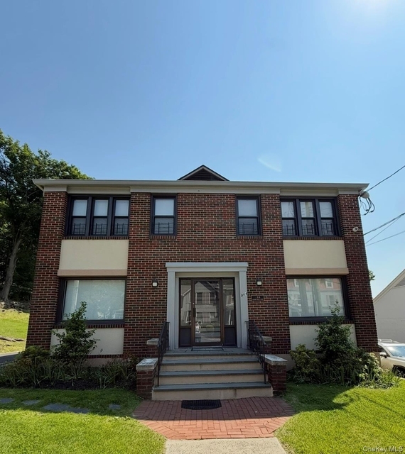504 Ashford Avenue - Photo 1