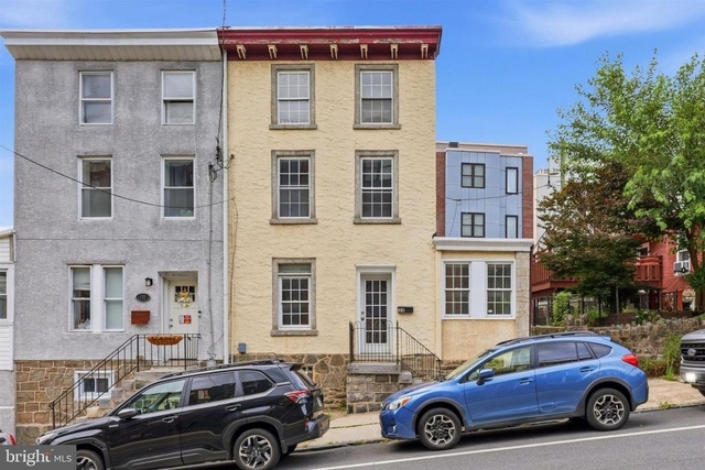 134 Shurs Lane - Photo 1