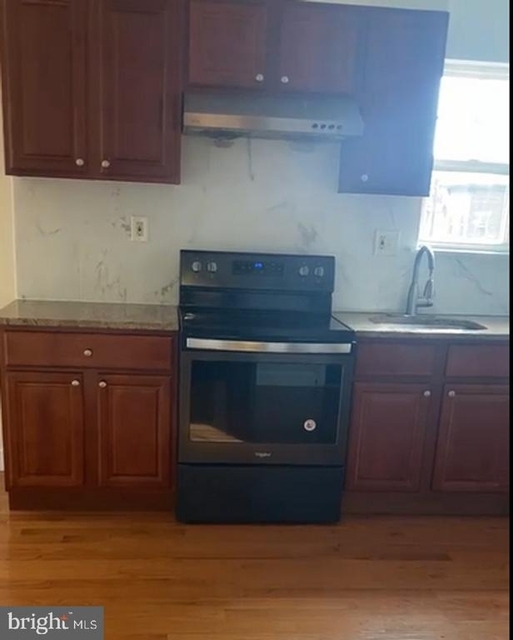 763 S 13th Street - Photo 1