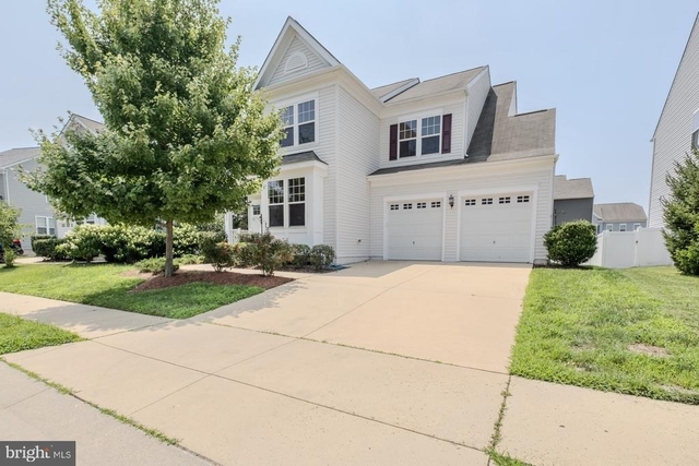 43699 Sweetbay Street - Photo 1
