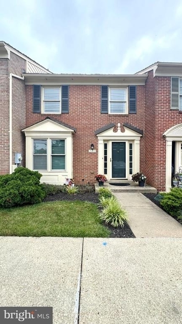 15402 Manor House Terrace - Photo 1