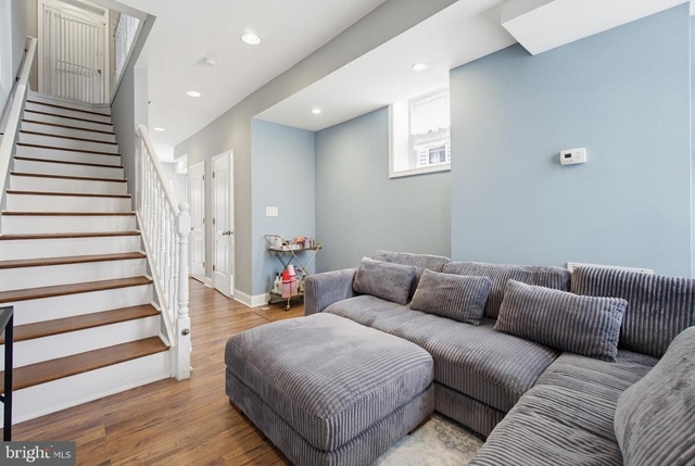 1429 Olive Street - Photo 1