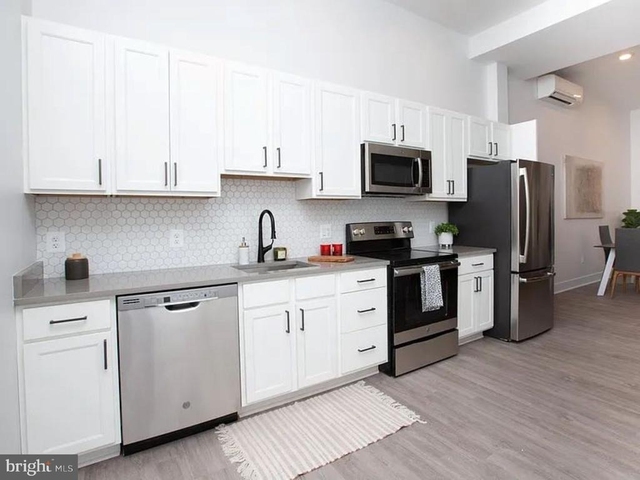 1742 Fleet Street - Photo 1