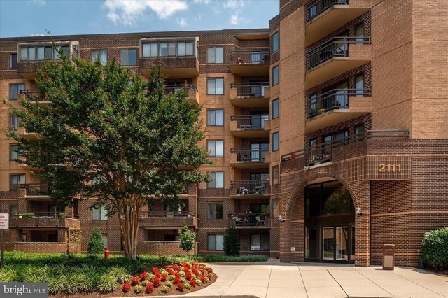 2111 Wisconsin Avenue Nw - Photo 1