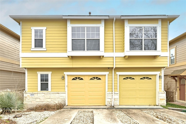 2909 Saville Loop - Photo 1