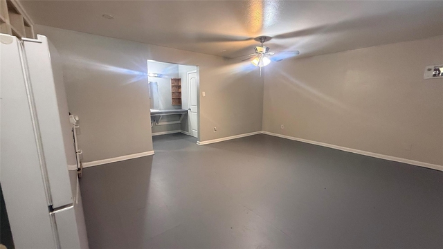 219 West Alabama - Photo 1