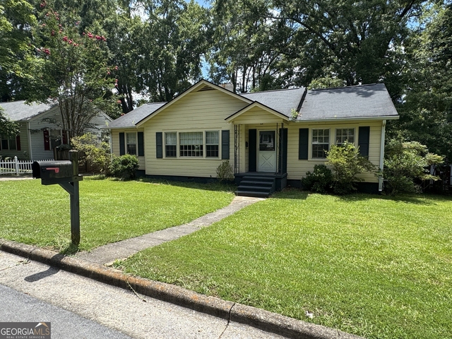 312 Roswell Avenue Se - Photo 1