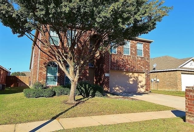 10125 Sourwood Drive - Photo 1