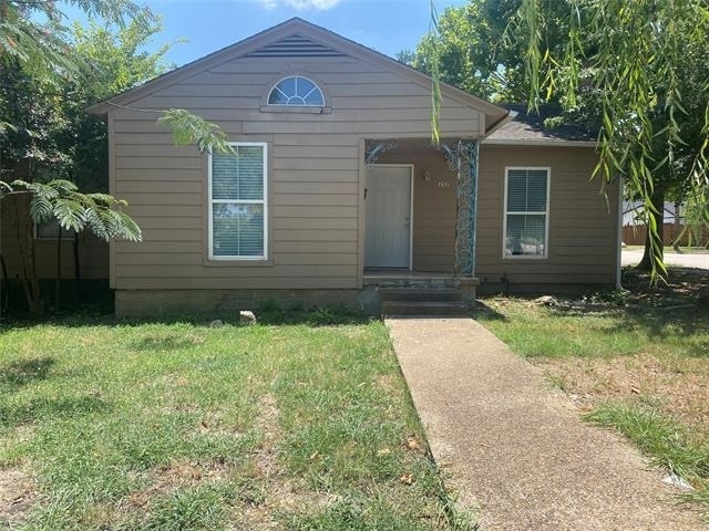 212 Washington Street - Photo 1