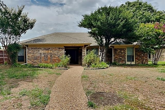 1809 Geneva Lane - Photo 1