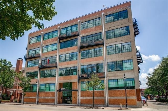 2220 Canton Street - Photo 1