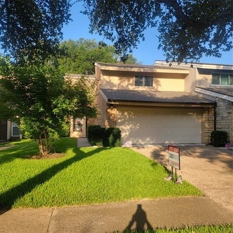 2908 Shady Lake Circle - Photo 1