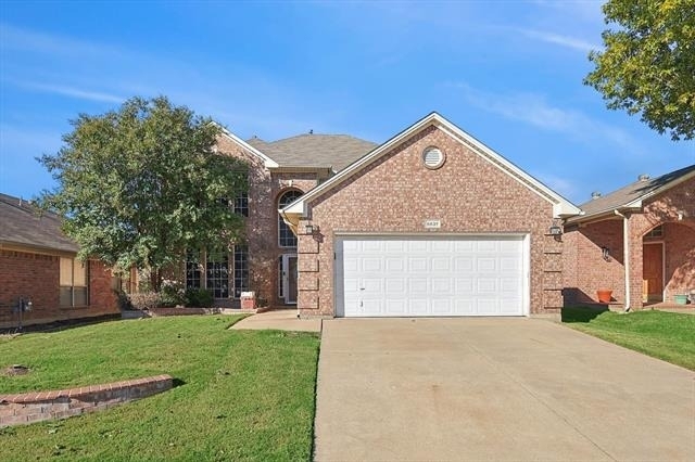 8837 Sunset Trace Drive - Photo 1