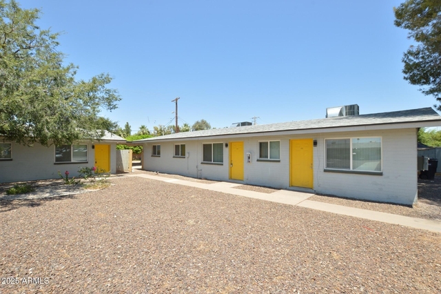 6044 N 21st Avenue - Photo 1