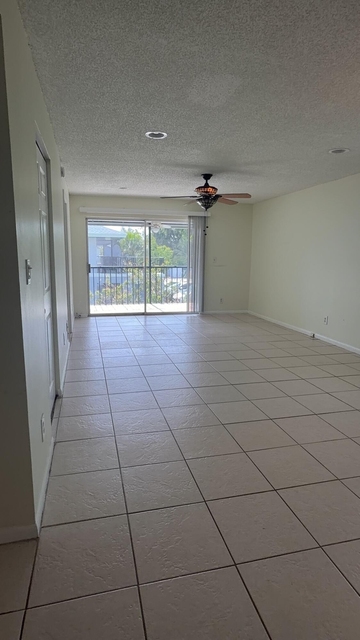 905 Southridge Road - Photo 1