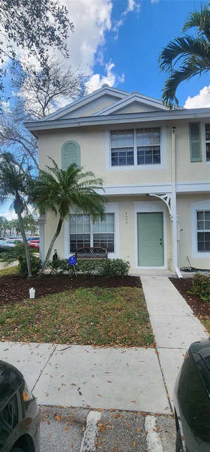 5602 Nw 99th Way - Photo 1