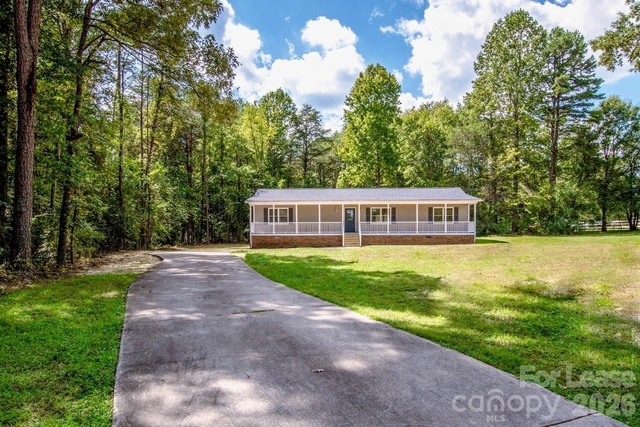 7730 Deer Track Drive - Photo 1