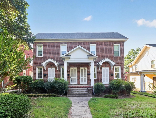 912 S York Street - Photo 1