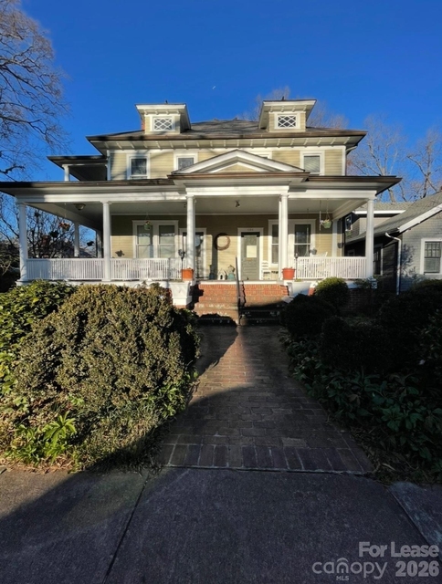 501 E Kingston Avenue - Photo 1