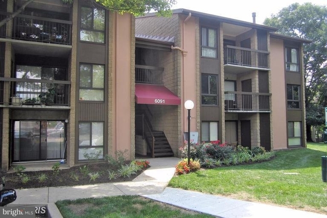 6091 Majors Lane - Photo 1