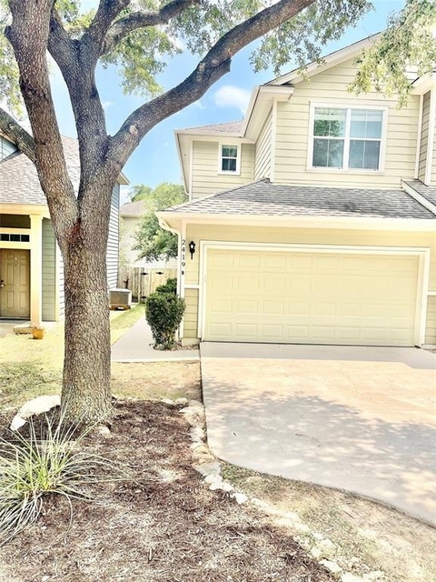 2419 Allred Dr - Photo 1