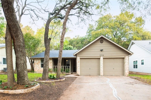 9708 Moorberry St - Photo 1