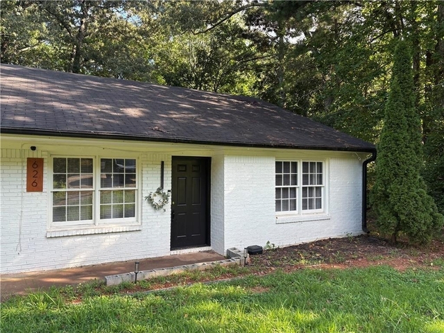 624 Jackson Park Lane - Photo 1