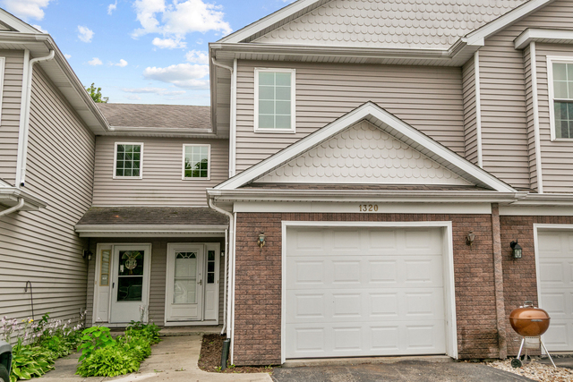 1320 E Arnold Street - Photo 1