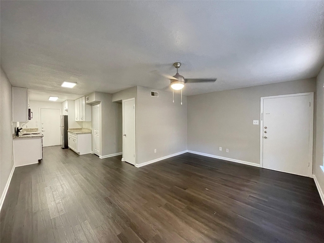 9075 Gaylord Drive - Photo 1