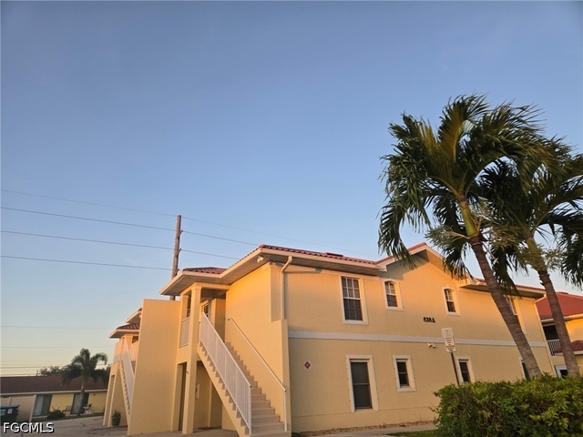 838 Sw 47th Terrace - Photo 1