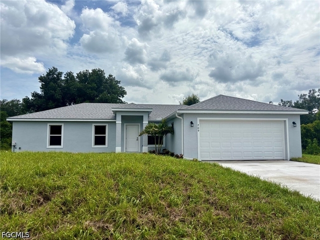 709 Ledge Street - Photo 1