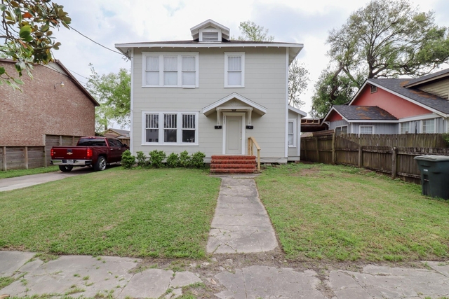2237 North Unit 3 Street - Photo 1