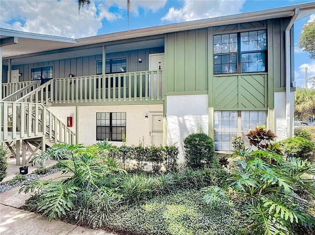 840 Center Avenue - Photo 1