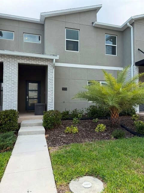 1172 Kingsbarn Street - Photo 1