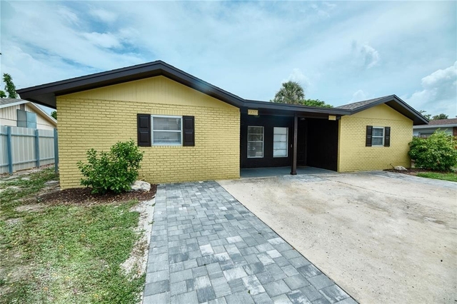 2308 60th Avenue W - Photo 1