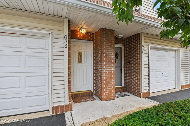 836 4th Avenue - Photo 1