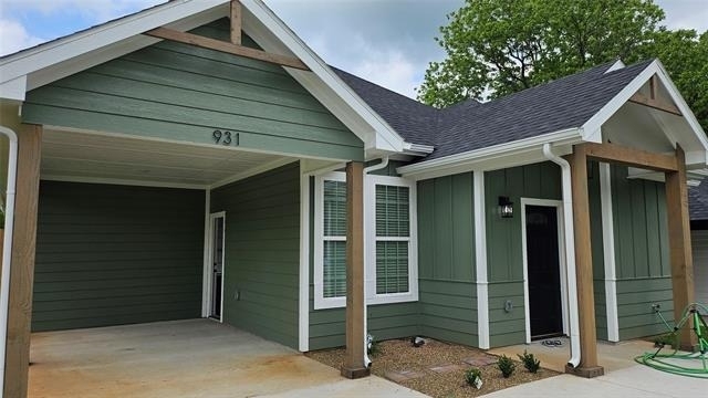 931 West Elm Street - Photo 1