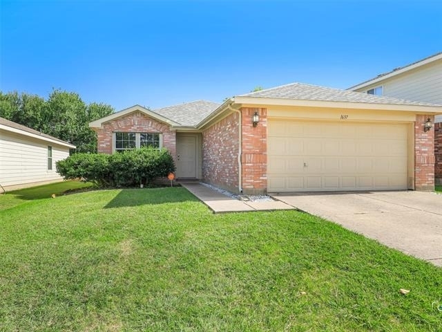 1637 Elm Street - Photo 1