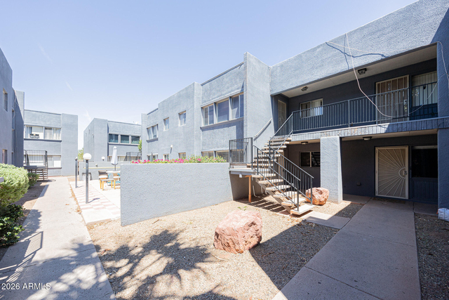 1808 N 32nd Street - Photo 1
