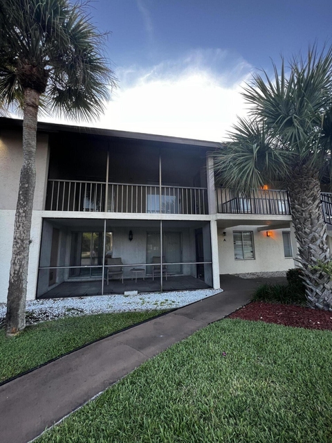 4215 S 57th Avenue - Photo 1