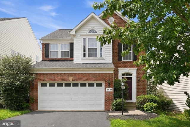6008 Preswell Court - Photo 1