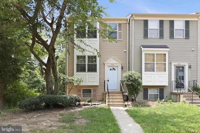 1921 Winslow Court - Photo 1