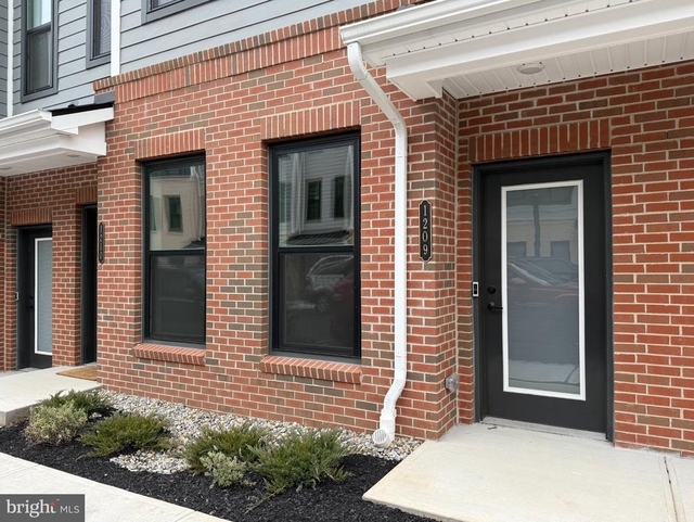 1209 Parker Boulevard - Photo 1