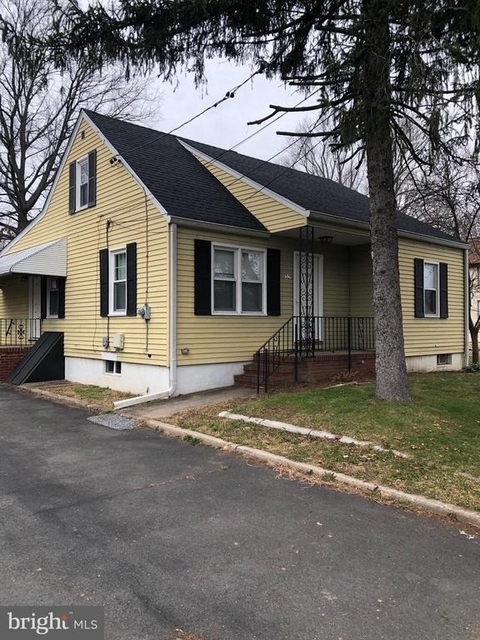 32 Keswick Avenue - Photo 1