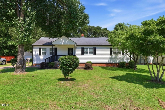 301 N 9th - Photo 1