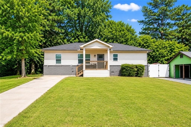 1639 Bridgeport Drive Nw - Photo 1