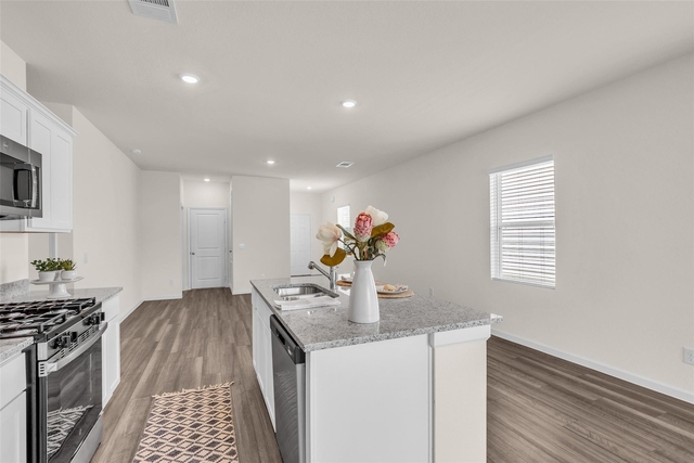 18669 Shauna Danielle Drive - Photo 1