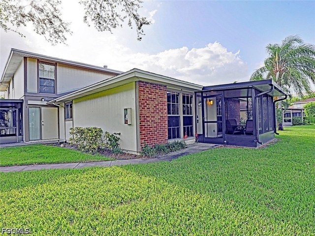 5804 Newfoundland Circle - Photo 1